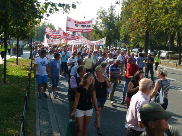 W manifestacji wzięło udział ponad tysiąc sadowników, głównie z powiatu grójeckiego.