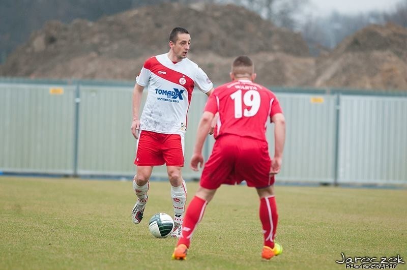 Łódzki Klub Sportowy pokonał Jutrzenkę Warta 3:0 po golach...