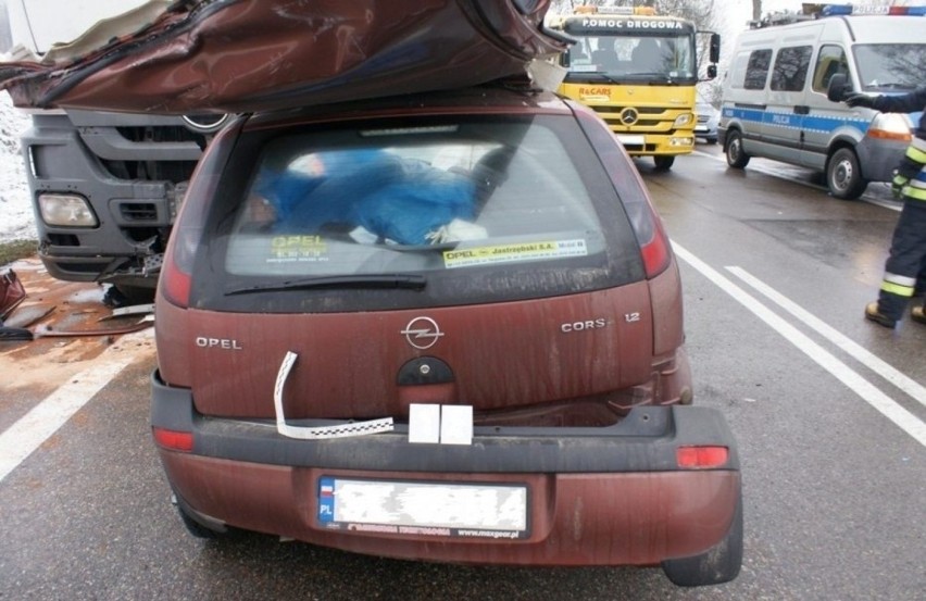 Tragiczny wypadek. Dwie zakonnice z Katowic zgineły na DK8