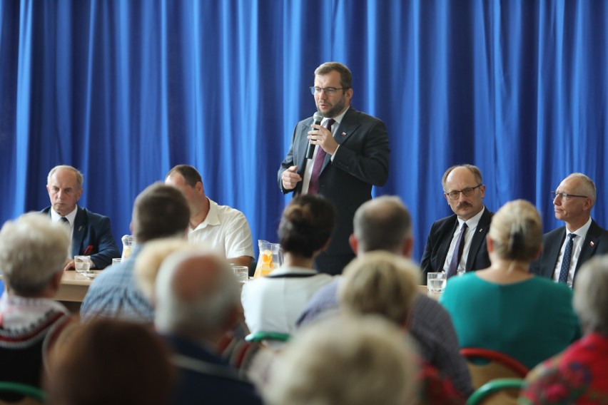 O pomocy dla gospodarzy podczas spotkania z mieszkańcami...