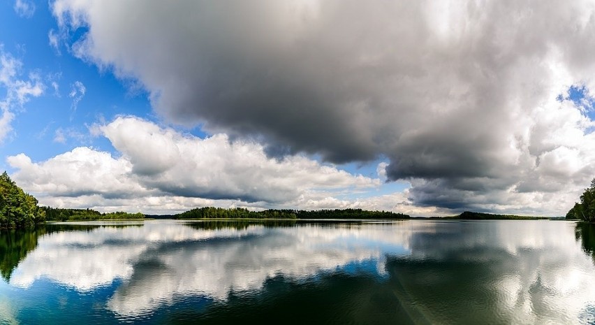 W Polsce znajdują się liczne jeziora, które według Komisji...