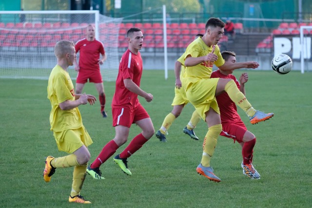 Czuwaj Przemyśl - LKS Skołoszów 1:2 (1:1).