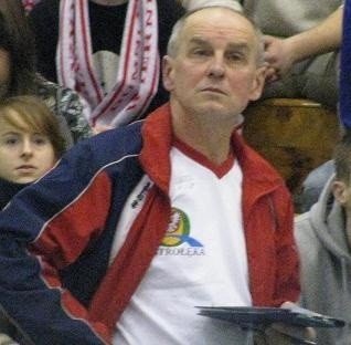 Trener Andrzej Dudziec poprowadził ostrołęcki Pekpolu do historycznego awansu do I ligi.