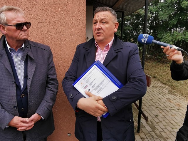 Krzysztof Święcki zrezygnował ze stanowiska dyrektora Zarządu Dróg Powiatowych w Łomży. Przyczyny jego decyzji nie są znane