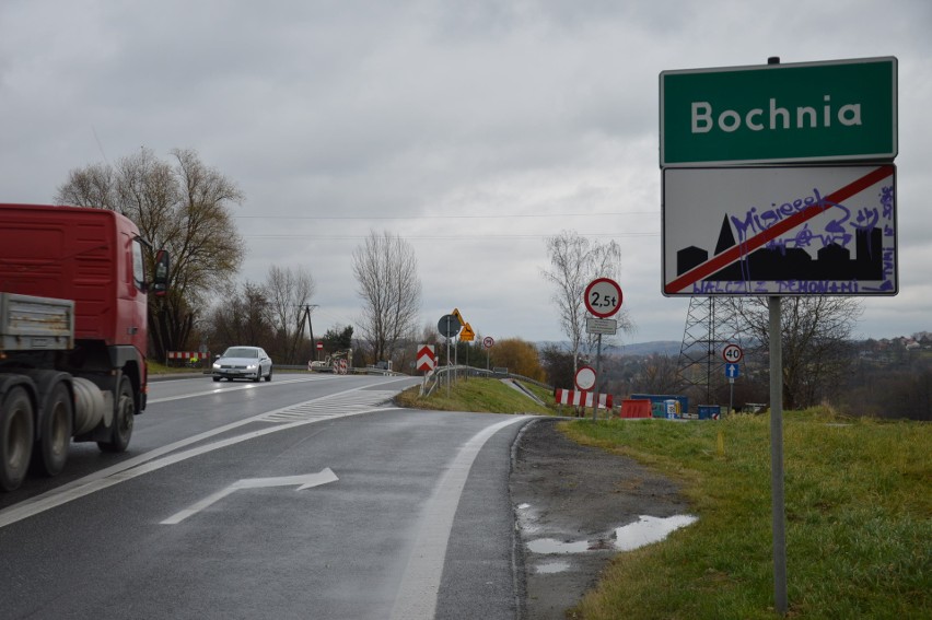 Przebudowa wiaduktu w ciągu drogi krajowej nr 94 w Bochni,...