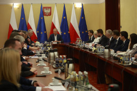 Donald Tusk w Białymstoku: Polskę atakują dywersanci i sabotażyści. Musimy się bronić