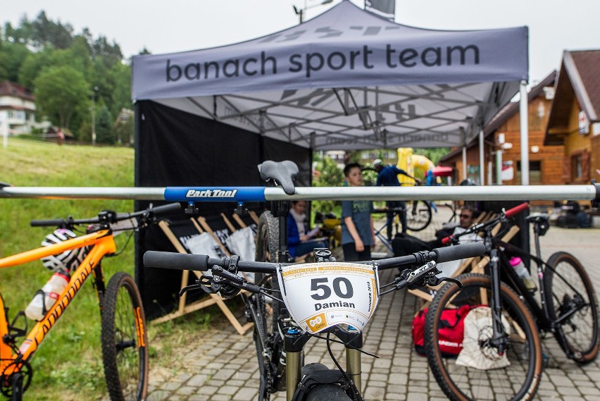 Ściganie górali pod Wieżycą, zawody kolarskie MTB