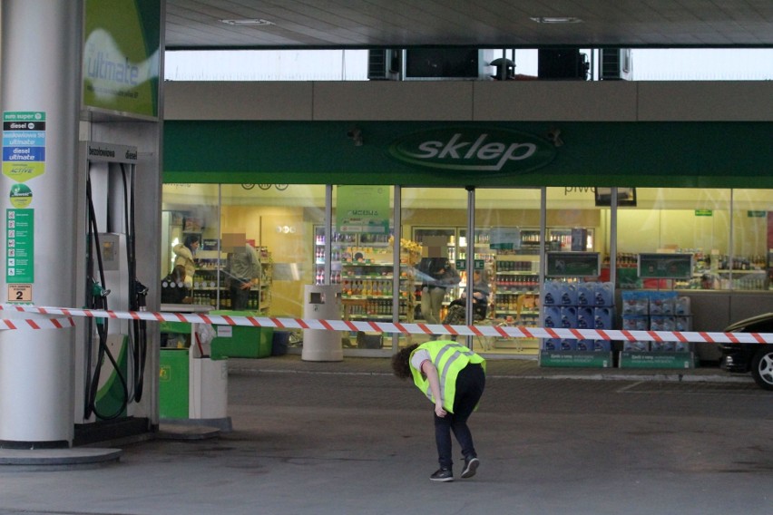 Śmierć na stacji benzynowej. Klient zmarł przy kasie (ZDJĘCIA)