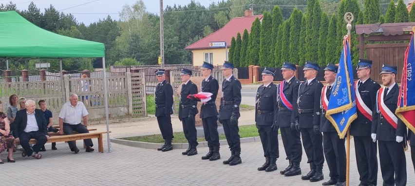 Strażacy z Lipy z okazji 20-lecia jednostki otrzymali sztandar