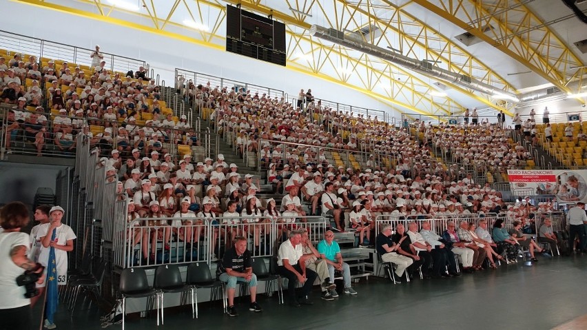 We wtorek w hali widowiskowo-sportowej w Koszalinie...