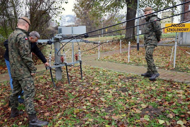 Wspólne ćwiczenia epizodyczne żołnierzy WOT pk. „Przyjazna Energia-22” z zakładami energetycznymi odbywają się na terenie całego kraju, we wszystkich brygadach WOT.