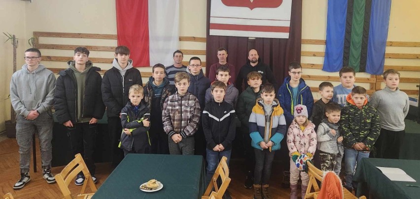 Akademia Wędkarska w Tarnobrzegu zaprasza młodych miłośników wędkarstwa. Czego można się dowiedzieć?