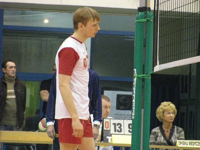 Najlepszy zawodnik ostatnich spotkań w drużynie Pekpolu Mateusz Sacharewicz.