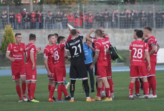 Ruch Chorzów - Widzew Łódź ONLINE, STREAM NA ŻYWO. Hit 15. kolejki II ligi. Ruch Chorzów - Widzew Łódź w sobotę 20 października 2018. Gdzie oglądać mecz Ruch - Widzewa w telewizji oraz w internecie? [TRANSMISJA 20.10.2018 RUCH - WIDZEW]