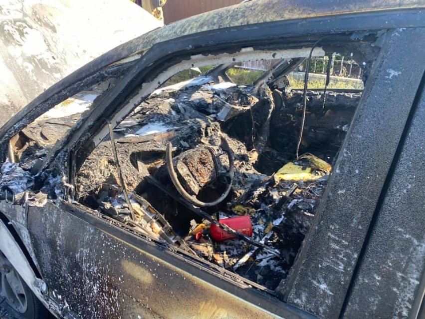 Doszło do pożaru samochodu osobowego w miejscowości Kwileń,...