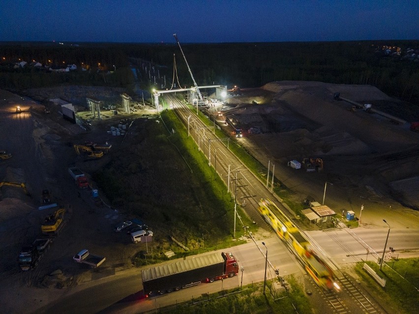 Nowa przeprawa  nad torami linii Warszawa - Białystok...