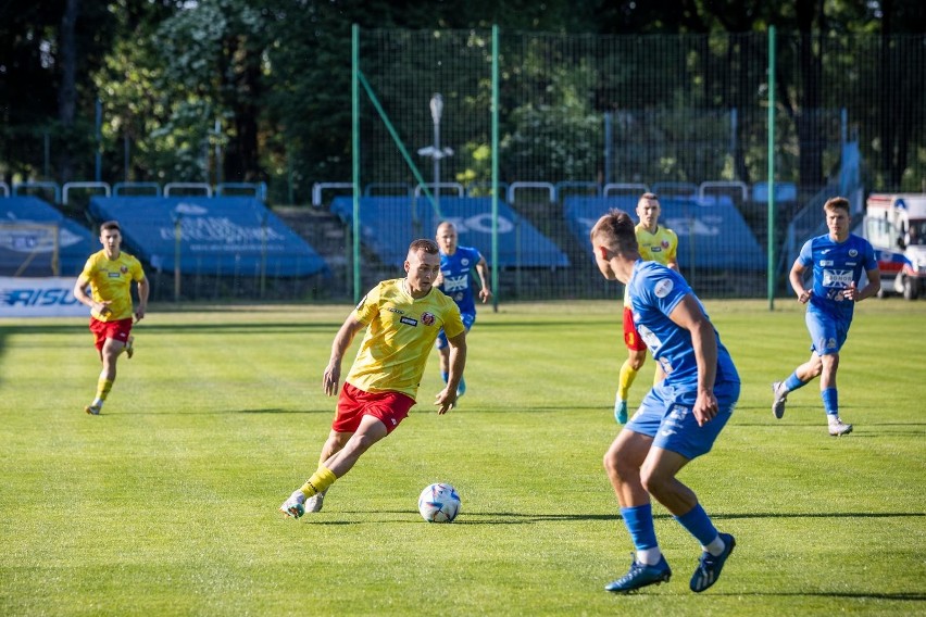 18. miejsce (spadek): Znicz Pruszków  - szanse na wygranie...