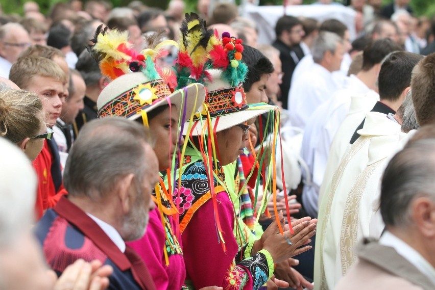 Pielgrzymka mężczyzn do Piekar Śląskich 2014 w obiektywie DZ