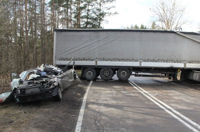 Koźliki. Wypadek śmiertelny. Policja szuka świadków (zdjęcia)