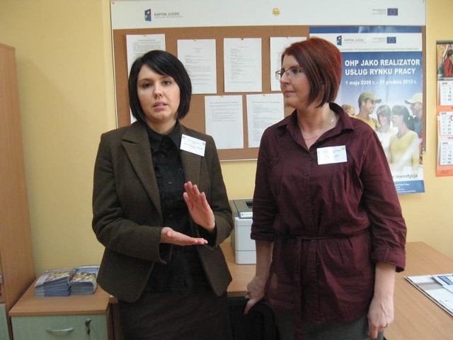 - Jesteśmy po to żeby pomóc młodym osobom znaleźć drogę do sukcesu - mówią (od lewej) Marta Olszewska - Walasek i Anita Ratomska.