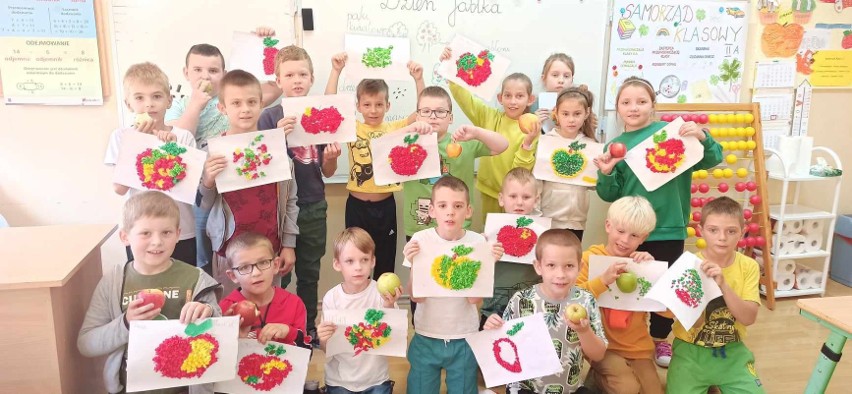 Kolorowe i radosne Święto Jabłka w Iwaniskach