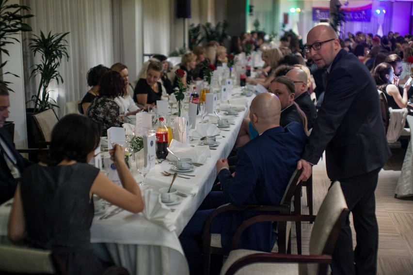 Uczniowie IX Liceum Ogólnokształcącego bawili się w hotelu...