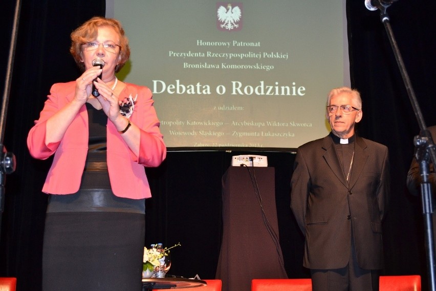 Debata o Rodzinie w Zabrzu. Abp Skworc:  Państwo musi dać młodym ludziom poczucie pewności [ZDJĘCIA]