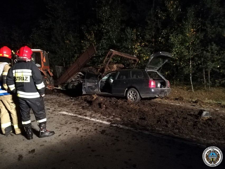 Oderwana część rozrzutnika przebiła szybę jadącego z...