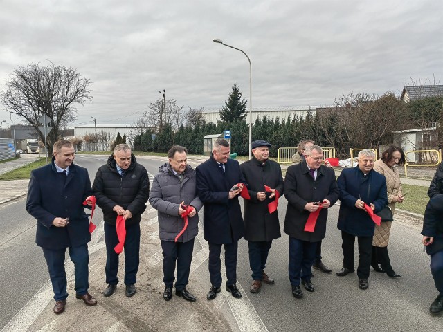 Otwarcie drogi wojewódzkiej w gminie Belsk Duży. Więcej na kolejnych zdjęciach