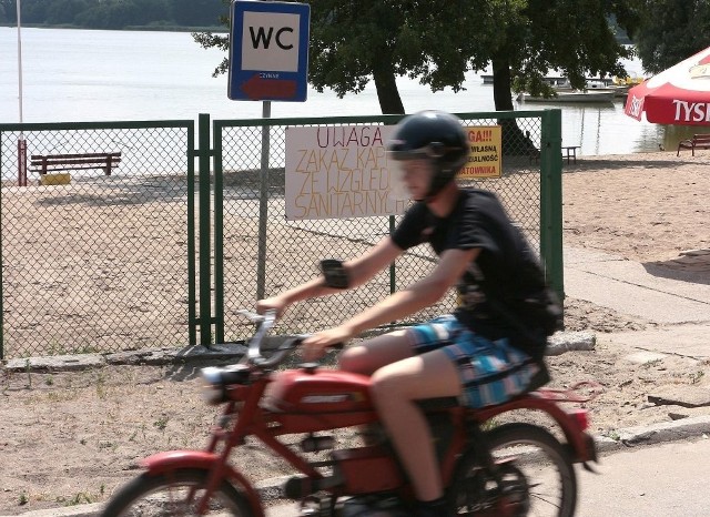 Plażę "dziką" zamknięto w ubiegły piątek.