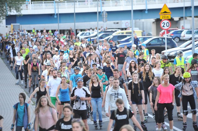 17.06.2016. rzeszow .  rolki nightskating night skating fot bartosz frydrych