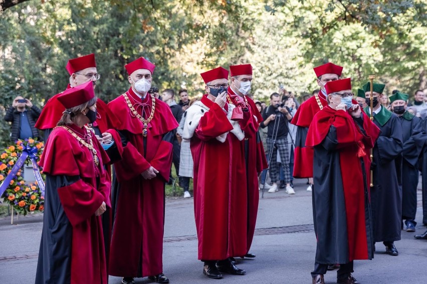 Kraków. Uniwersytet Jagielloński zainaugurował kolejny rok akademicki [ZDJĘCIA]