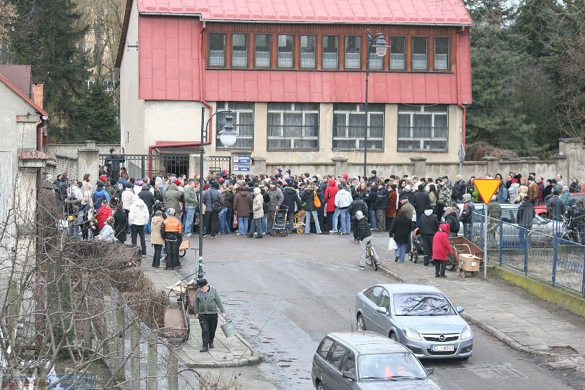 Caritas Diecezji Włocławskiej ma trudności z przygotowaniem paczek żywnościowych dla ubogich [zdjęcia]