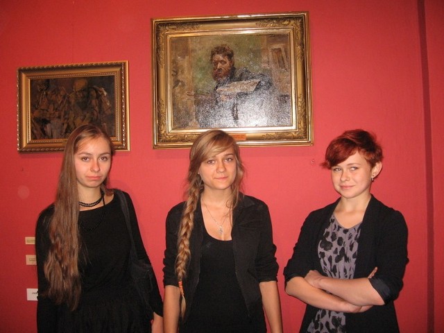 Autorki referatów: od lewej: Monika Wieczorek, Dominika Wąsik i  Weronika Banasińska