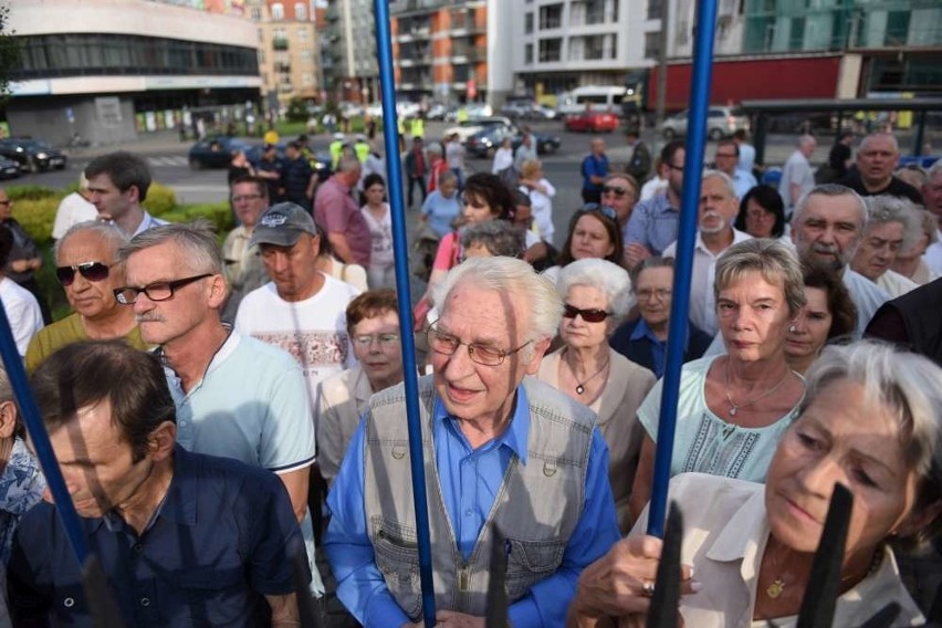 Poświęcenie figury Chrystusa. Antoni Macierewicz w Poznaniu