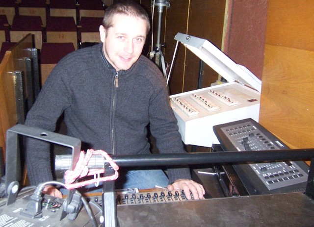 Adam Śliwiński, akustyk w domu kultury, sam jest fanem gospel. Zadba o nagłośnienie podczas koncertu.