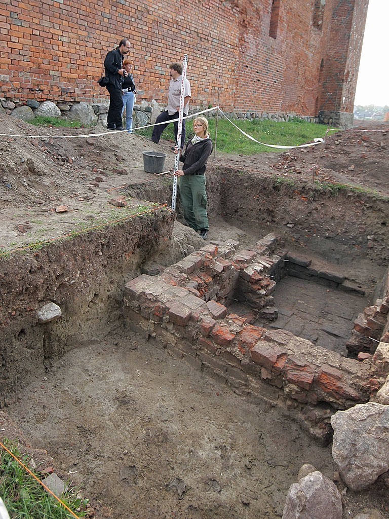 Nowe odkrycia archeologiczne na zamku w Radzyniu C