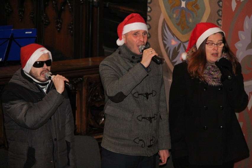 Koncert kolęd i pastorałek w dąbrowskiej bazylice NMP...