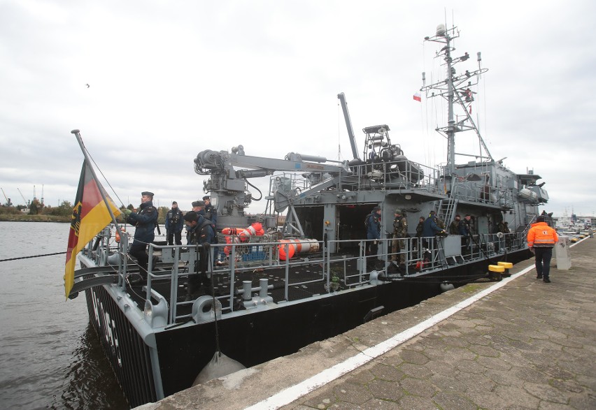 Niemiecki niszczyciel min zacumował na weekend w Szczecinie