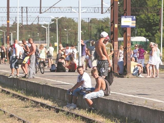 W zeszłym roku kursowały do Ustki dwa pociągi dalekobieżne, a chętnych nie brakowało.