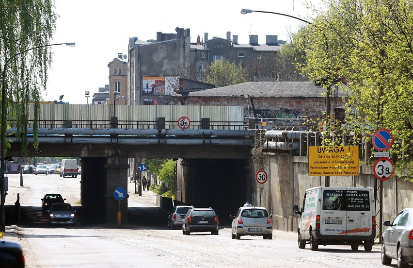 Ulica Tramwajowa w Łodzi będzie zamknięta do jesieni 2015 roku [ZDJĘCIA]