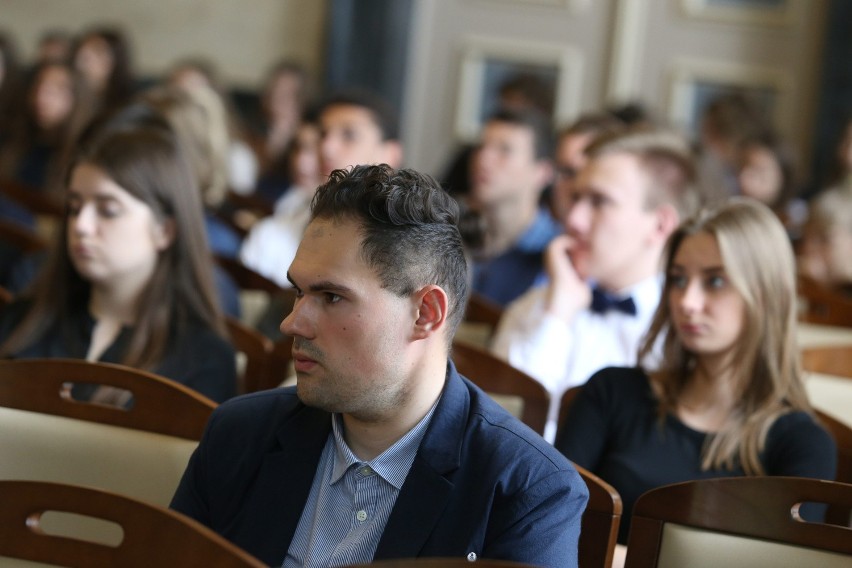 Debata o powstaniach śląskich w Katowicach