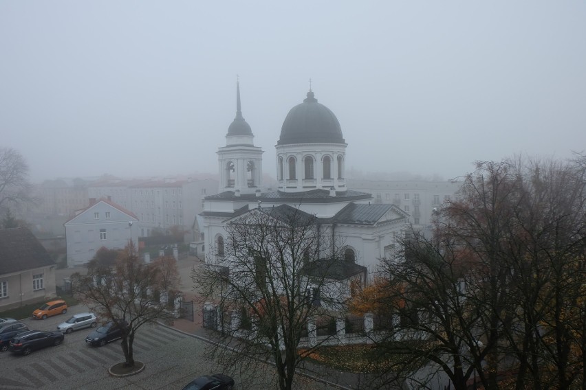 Mgła w województwie podlaskim będzie się utrzymywać. Pogoda na piątek 9 listopada 2018 (wideo, zdjęcia)