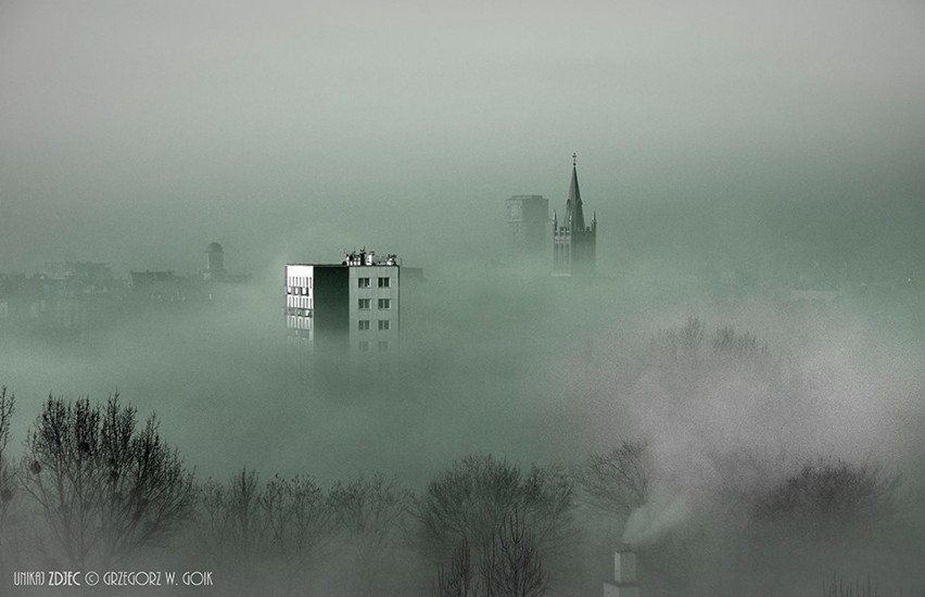 Magia Bytomia - miasto widziane za mgłą