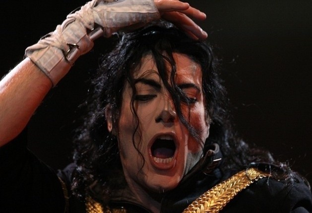 Gdyby żył i nie przechodził operacji Michael Jackson wyglądałby tak
