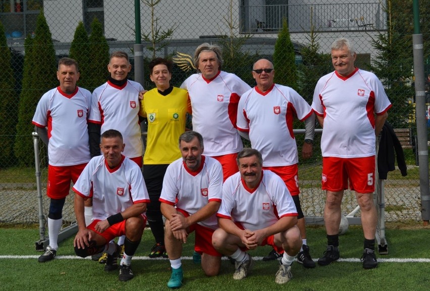 Walking futbol.  W Łodzi.  Drużyny Stars 40+ i DejaVu były najlepsze