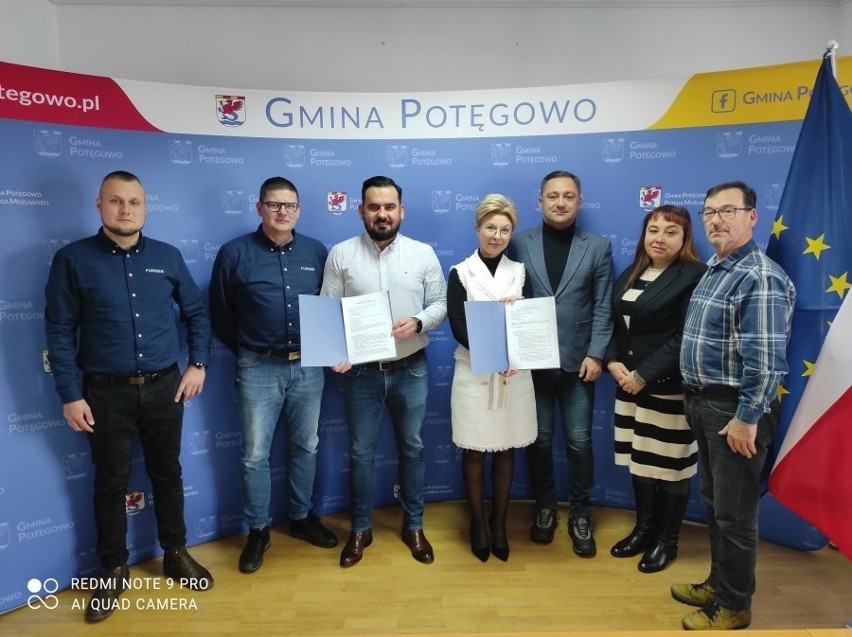 Gmina Potęgowo podpisała umowę z wykonawcą remontu drogi w...