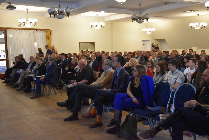 XXI Tatrzańskie Forum Gospodarcze w Zakopanem. Biznes i młodzież o smogu i zmianach klimatycznych 