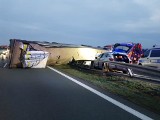 Wypadek ciężarówki na A2. Autostrada w kierunku Warszawy zablokowana. Tworzą się ogromne korki