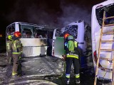 Nocny pożar trzech autobusów w Drawsku Pomorskim. Straty to nawet milion złotych [zdjęcia] 